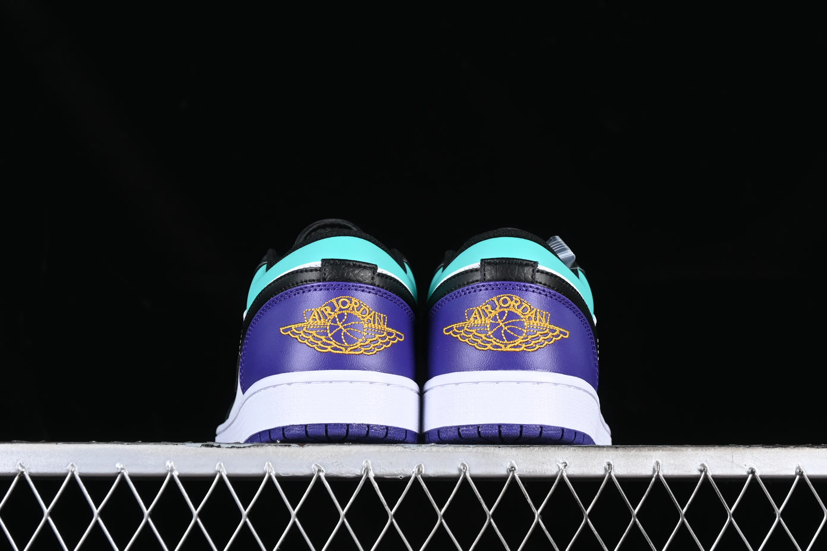 All categories Air Jordan Jordan series basketball shoes Air Jordan 1 Low Z version Air Jordan 1 Low AJ1 Joe 1 color matching cultural low-top casual sneakers 553558-154